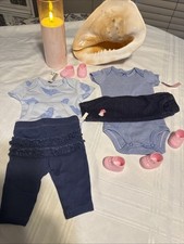 Newborn Girls Baby Set,     Comes With Two Pairs Of Socks       