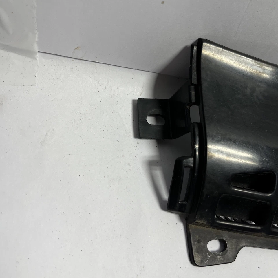 94-05 雪佛兰 S10 Blazer 挡风玻璃 Wiper Cowl 装饰面板中心 GMC Jimmy 原始设备制造商 — 第 2/4 张图片