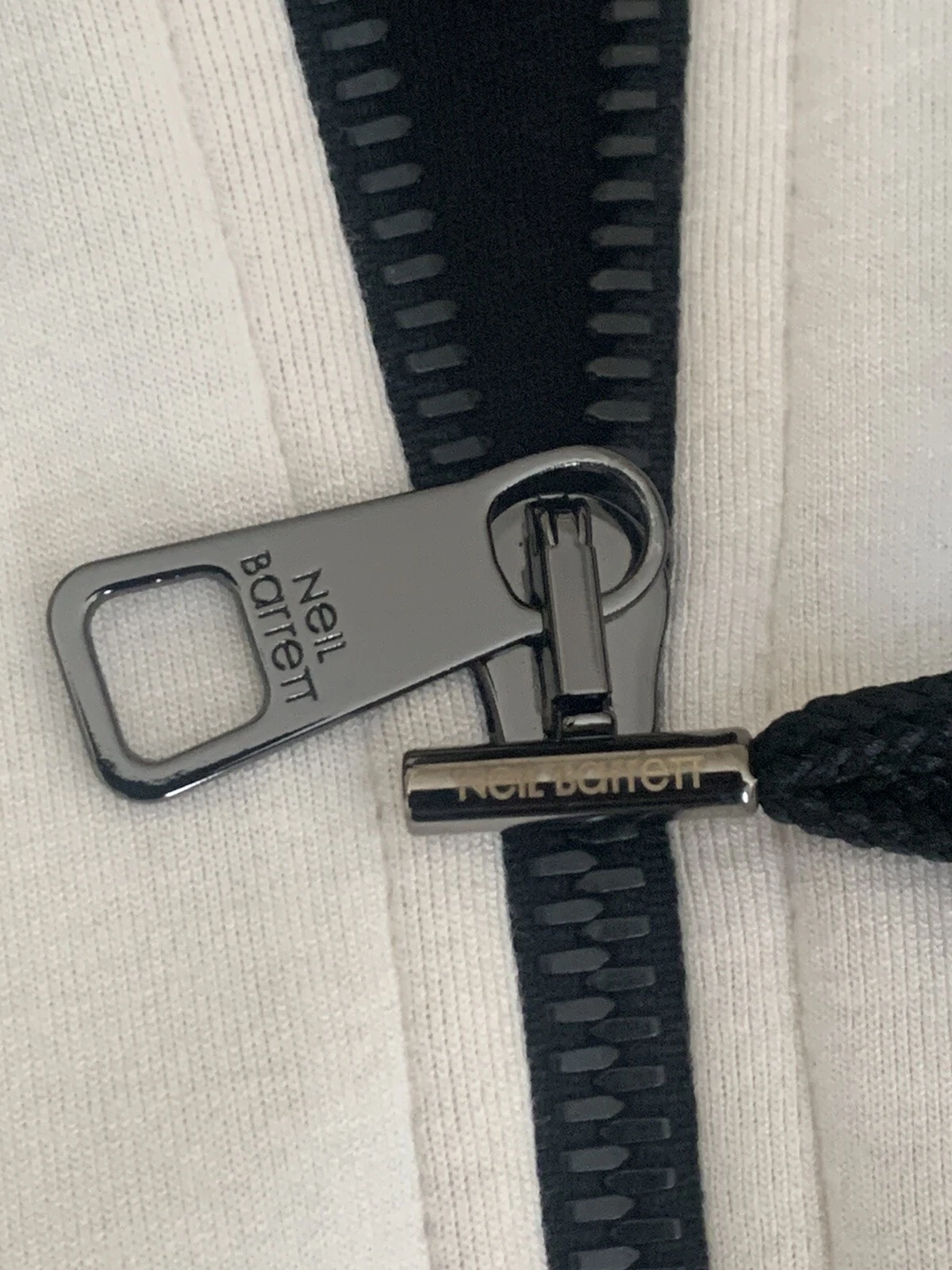 OFF WHITE Felpa felpa con cappuccio Neil Barrett nuova con etichette taglia L Pit Pit 24 autentica esclusiva Harrods