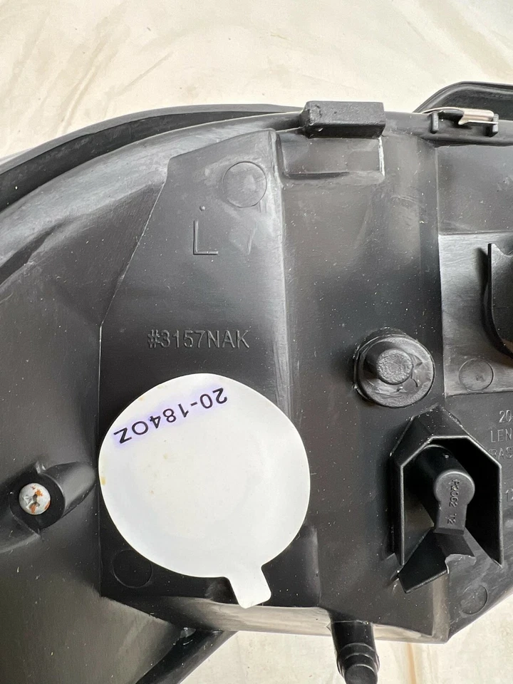 Faro delantero izquierdo conductor para Ford Windstar 2001-2003 AFTERMARKET TYC Foto 4 de 4