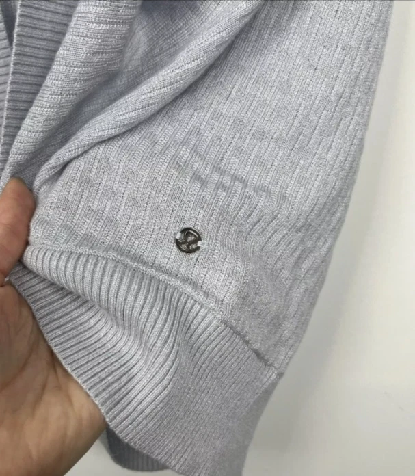 Lululemon Stillness Soft Wrap Grey Color SIFO/ALPW One Size Mgd - Image 3 of 4