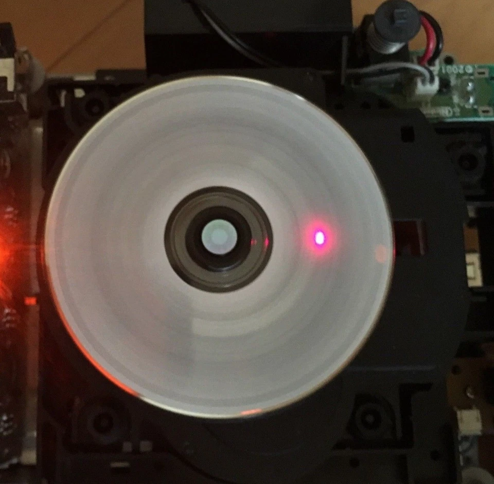 Nintendo Gamecube DOL-001 Replacement Optical Laser Drive Assembly part 002 - Image 2 of 4