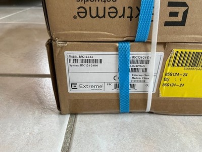 Extreme Networks B5G124-24 Switch