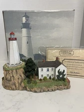Harbour Lights #654 Mark Twain Lighthouse Hannibal MO w/ Box Foam COA-Signed