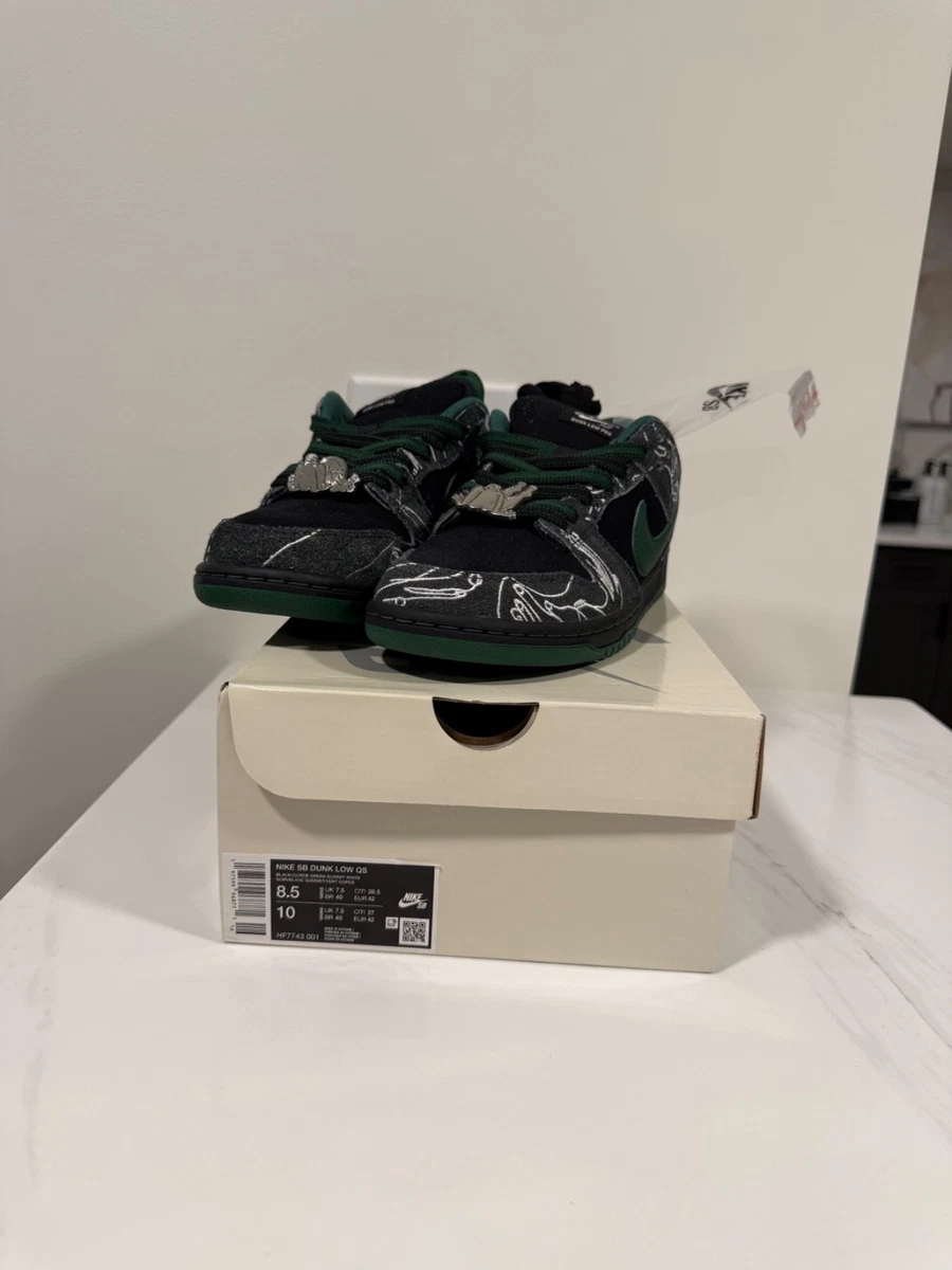 Preços baixos em Nike THERE Skateboards x Dunk SB Low Ultra