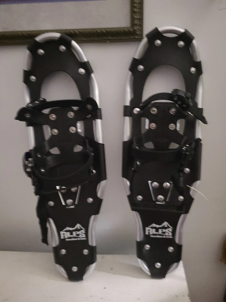 Raquetas de nieve ALPS 26x8 pulgadas con fijaciones de ajuste rápido con bolsa sin postes Foto 2 de 4