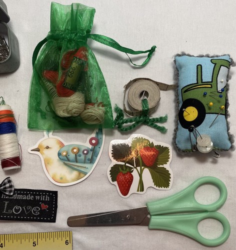 Wood Farm Box 2 Sewing Pin cushions Rhinestone Machine Charm Notions 190 - Picture 7 of 21