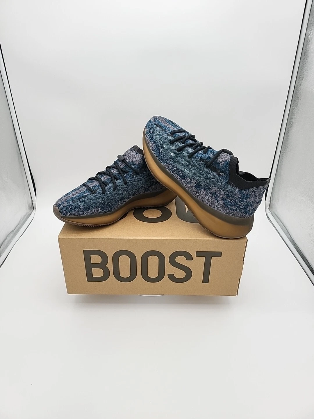 Taglia 12 M 13 5 W Adidas Yeezy Boost 380 Covellite Ye Kanye West blu DS NUOVE CON SCATOLA