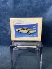 2004 Hallmark Keepsake  1966 Oldsmobile Toronado Coupe  Classic American Cars- G