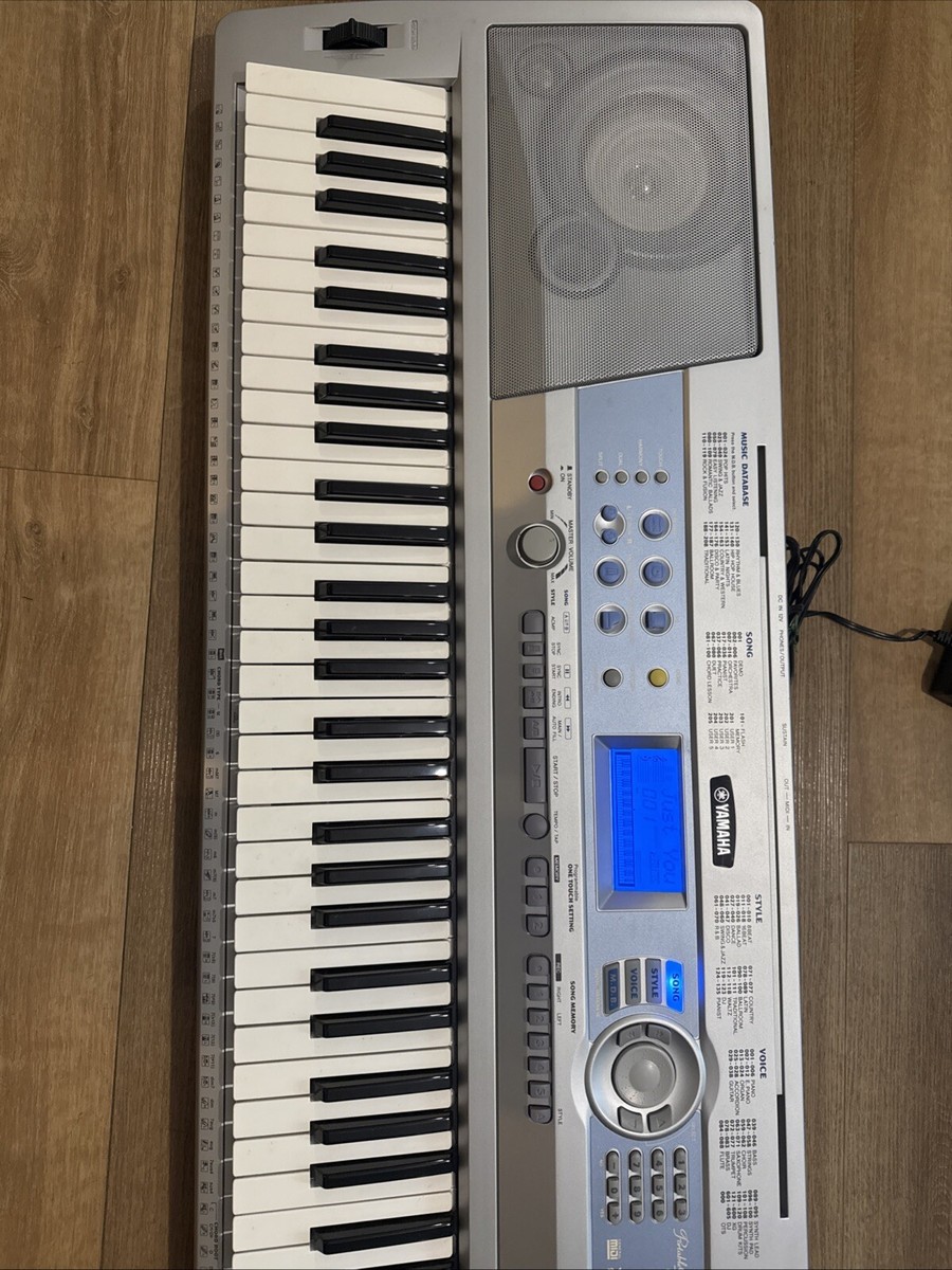 電子ピアノ　YAMAHA　PortableGrand　DGX-200 Yamaha DGX-200 Portable grand piano - YouTube
