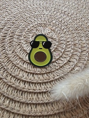Süßer Avocado Pin mit Sonnenbrille - Anstecker Pin Brosche