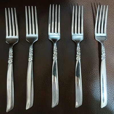 Fünf Retro Oneida South Seas Community Silber Teller Speisegabeln - 19,5 cm