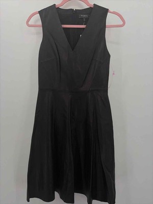Pre-Owned Saks Fifth Avenue Black Size 2 Leather Knee Length Sleeveless Dress