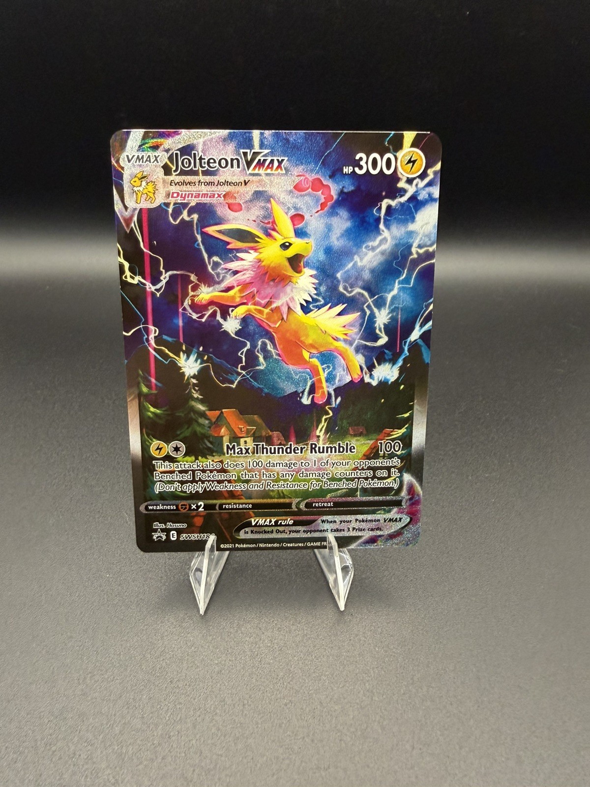 Jolteon VMAX | SWSH184 | Black Star Promo Card | Pokémon