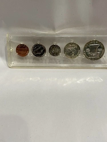 American Coins 1962 Franklin Half Dollar - Uncirculated Set of 5 Coins