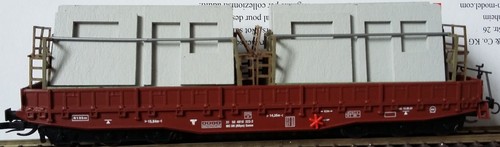 Schwerlastwagen mit Wohnungsbauplatten in Spur TT (31165 Wagen 1) | Condition: Gebraucht