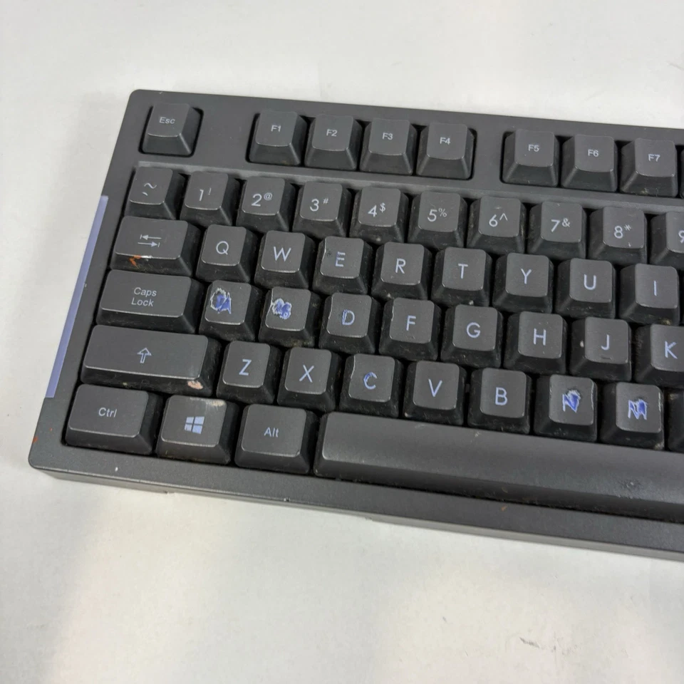 Asus Wired Gaming USB Keyboard G01KB Volume Knob Backlit Keys Black Used - Image 3 of 4