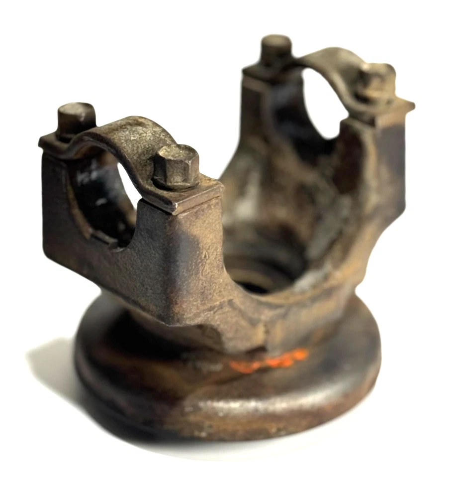 1990 GMC / CHEVY C / K 1500 2500 350 5.7L V8 REAR PINION YOKE ATTACHMENT 14 BOLT - Image 2 of 4