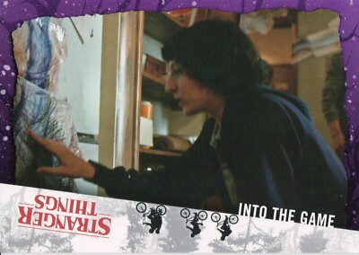 Stranger Things Upside Down, Into The Game (72) Purple Parallel Base Card #08/25