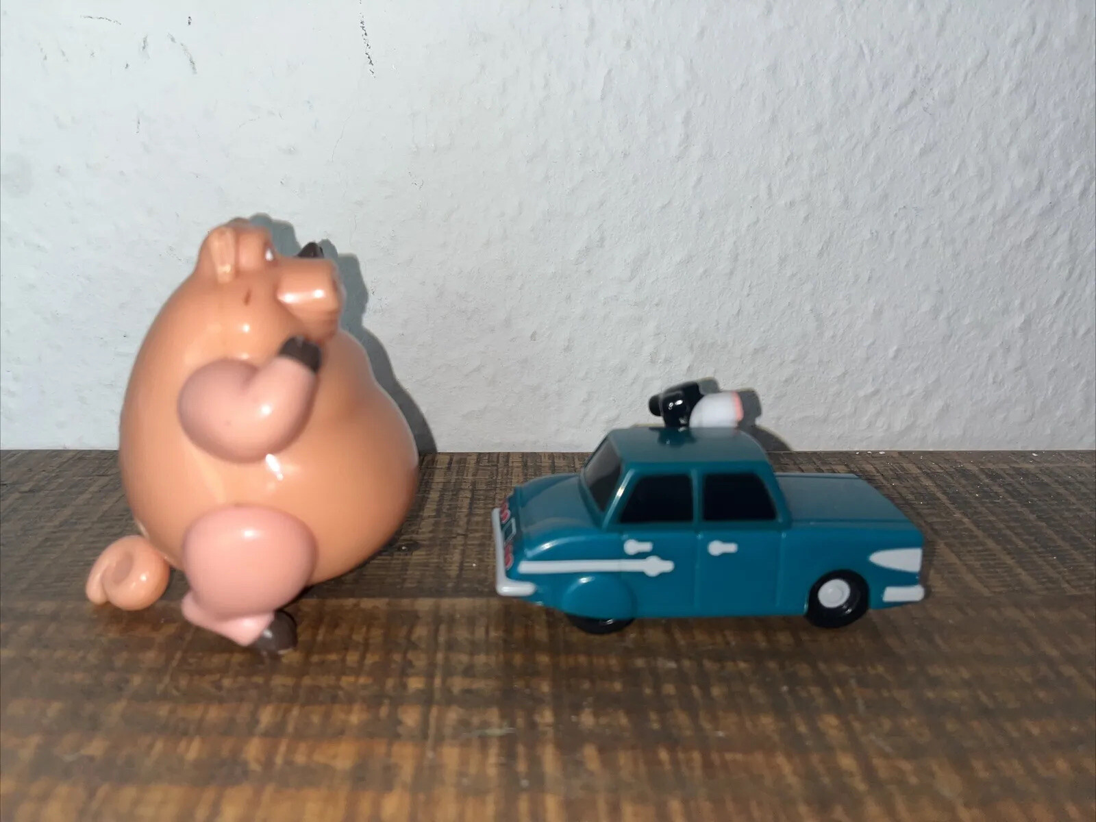 Back At The Barnyard Movie Pig 3” Vibrating Figure Toy Otis Nickelodeon