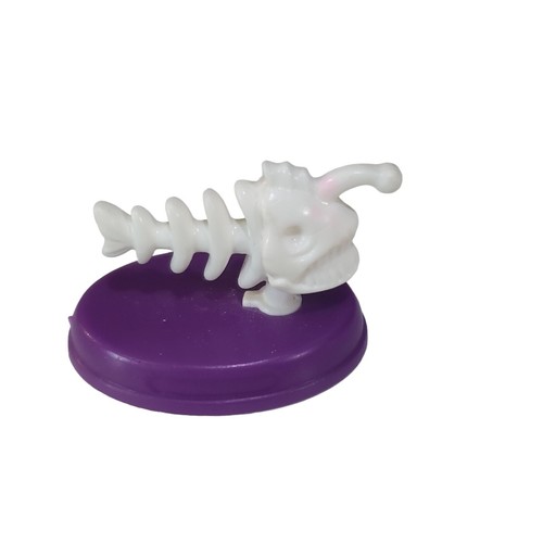 Monster High Fish Skeleton Accessory from Toralei Stripe Freaky Field Trip - Picture 3 of 4