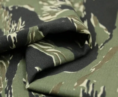 Verschleißfester Stoff aus Polyester-Baumwolle mit Tigerstreifen-Tarnmuster - Bild 3 von 16
