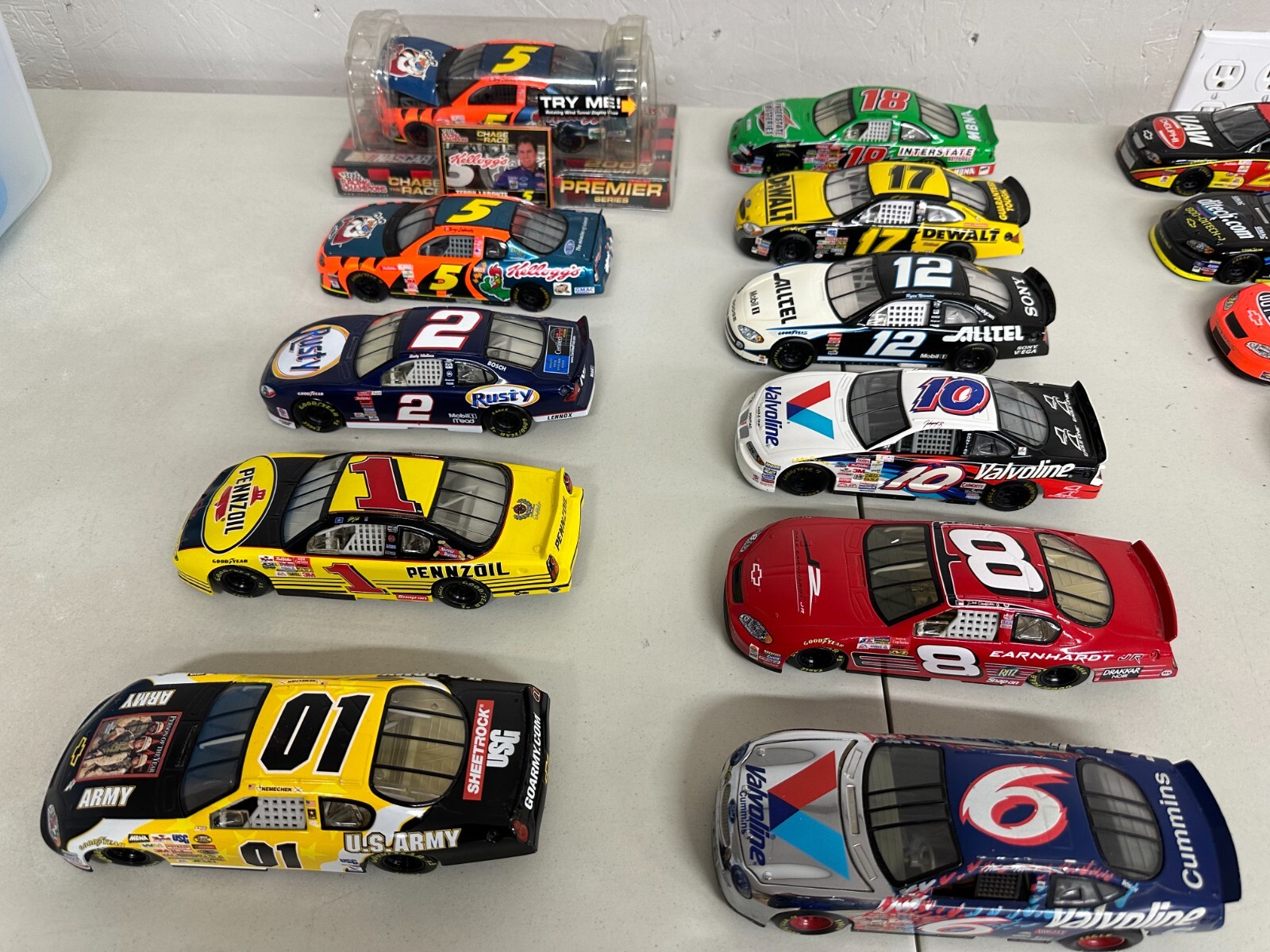 Nascar Diecast car 124 scale 30 piece lot eBay