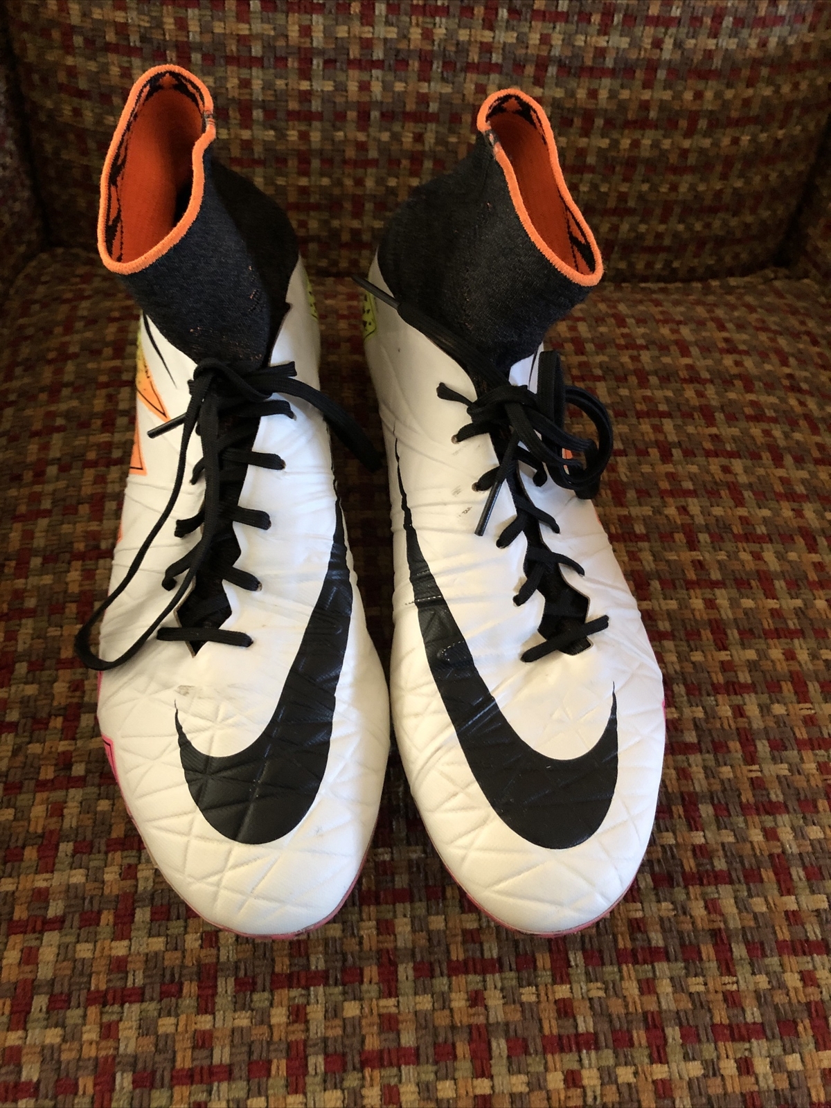 nike hypervenom rainbow