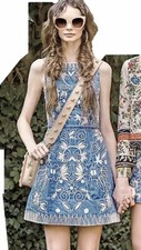 Alice + Olivia  Lindsey Embroidered Cotton Chambray Dress Size 0 NW0T