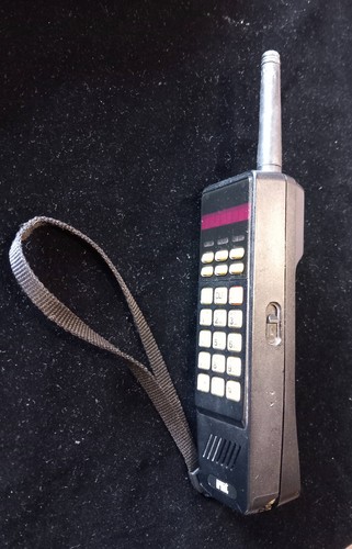 Radiomobile cellulare URMET E-TACS mattoncino