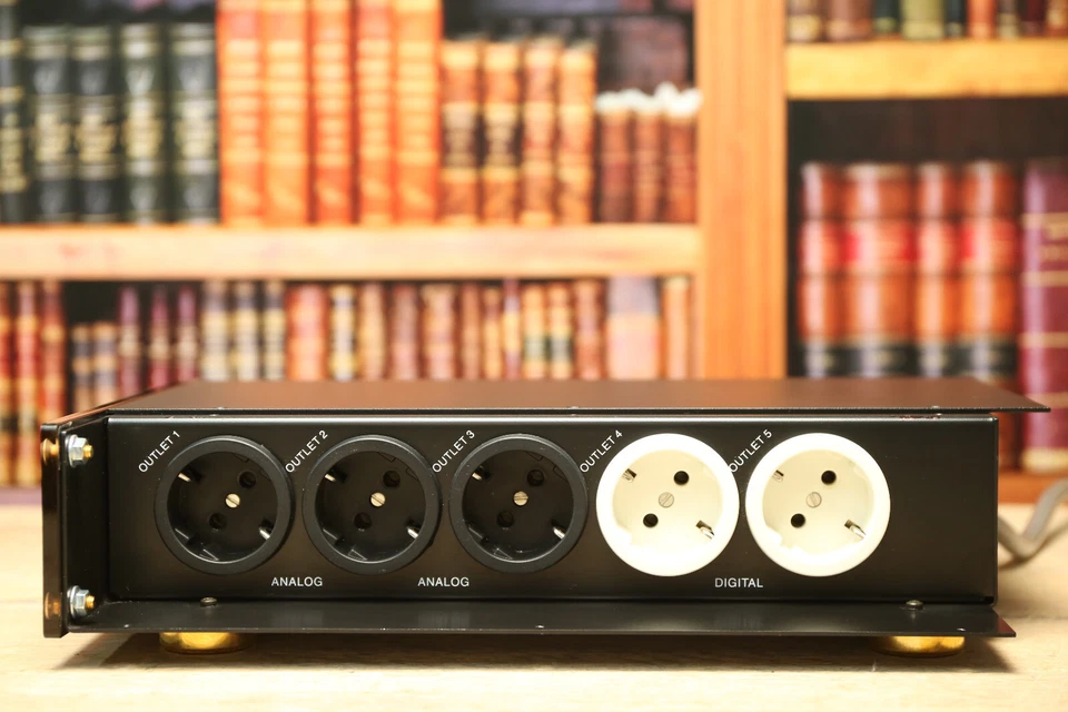 Thorens TNF 2000 Clean Power System Netzfilter Conditioner TOP! - Bild 2 von 4