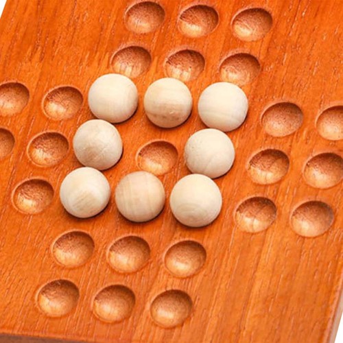 Classic Wooden Solitaire Board Game Parent Child Interaction Intellectual - Picture 3 of 7