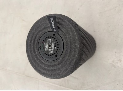 Hyperice Vyper 2.0 Vibrating Rechargeable Foam Roller. New, all parts included