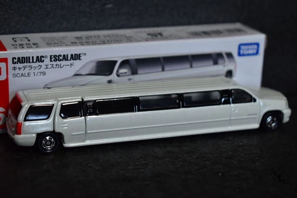 Long 136 Cadillac Escalade Limousine Chevrolet Ford American car o1 - Image 2 of 4