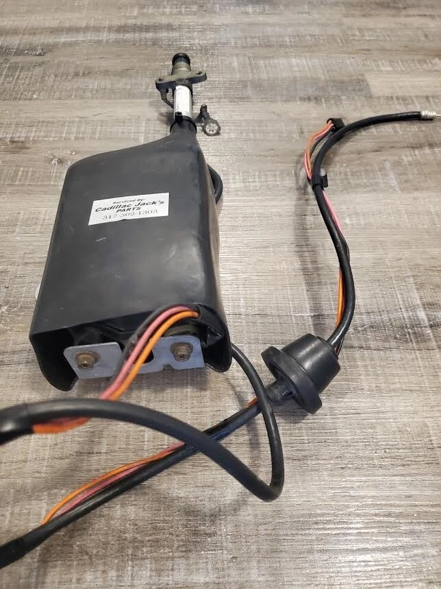 Chevrolet 1996-2002 + GMC Van antena reconstruida Foto 3 de 4