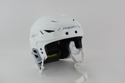 Bauer Hyperlite 2 Ice Hockey Helmet White Size Medium/Large (0808-2066)
