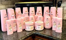 Dove X Crumbl Strawberry Crumb Cake 26 PIECE Collection Limited Edition All NEW