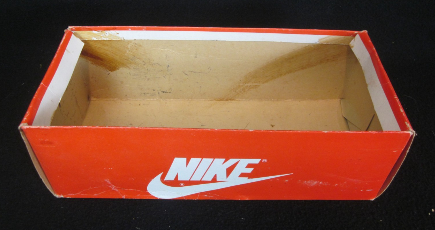 NIKE 2191, Lady Lea Cortez Sneakers, Orange & White, Vintage Empty Shoe Box image 7
