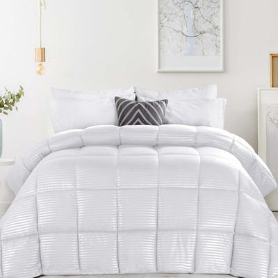 Luxurious King White Microfiber Basketweave Comforter - Plush & Cozy Duvet Inser