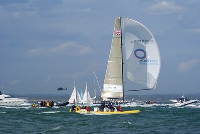 Photo A3 1851 Cup (7) Cowes TEAMORIGIN, skippered by Ben Ainslie, approa c2010