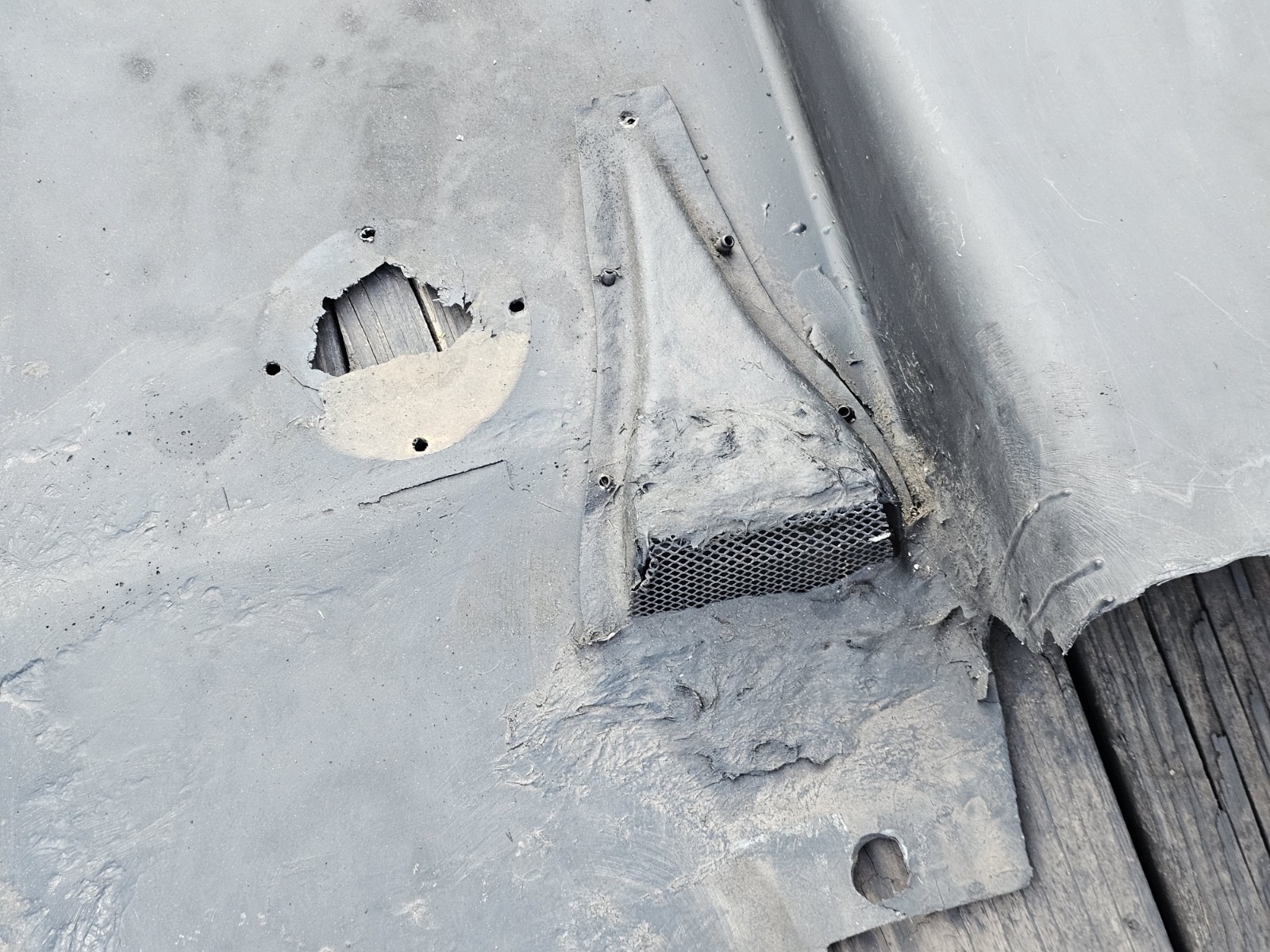 Ferrari 360 2000-2005 REAR Engine splash shield P/N 65512300