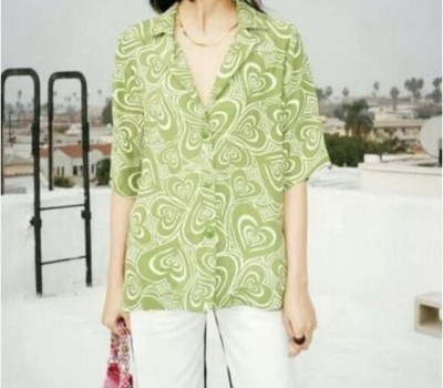 Lisa Says Gah Women s Size Large Alyssa Wild Hearts Oversized Button Up Shirt