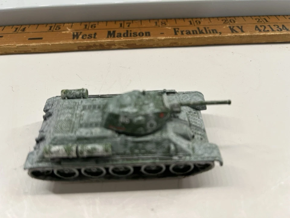 Corgi T34 Tank - Vintage 7 - Image 2 of 4