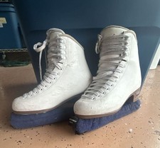 Jackson Ultima Figure Skates Size 6 1/2 White Ice Skates