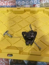 Sebring Stratus 2001-2005 Oem Trunk Latch Deck Lid Actuator Release