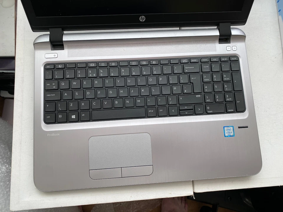 HP 450 G3 LAPTOP 15.6" INTEL i5-6200U 500GB HDD 4GB DDR4 NO CHARGER  FAULTY READ - Image 4 of 4