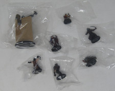 2007 Dungeons  Dragons Miniatures Game Lot of 7 Minifigures