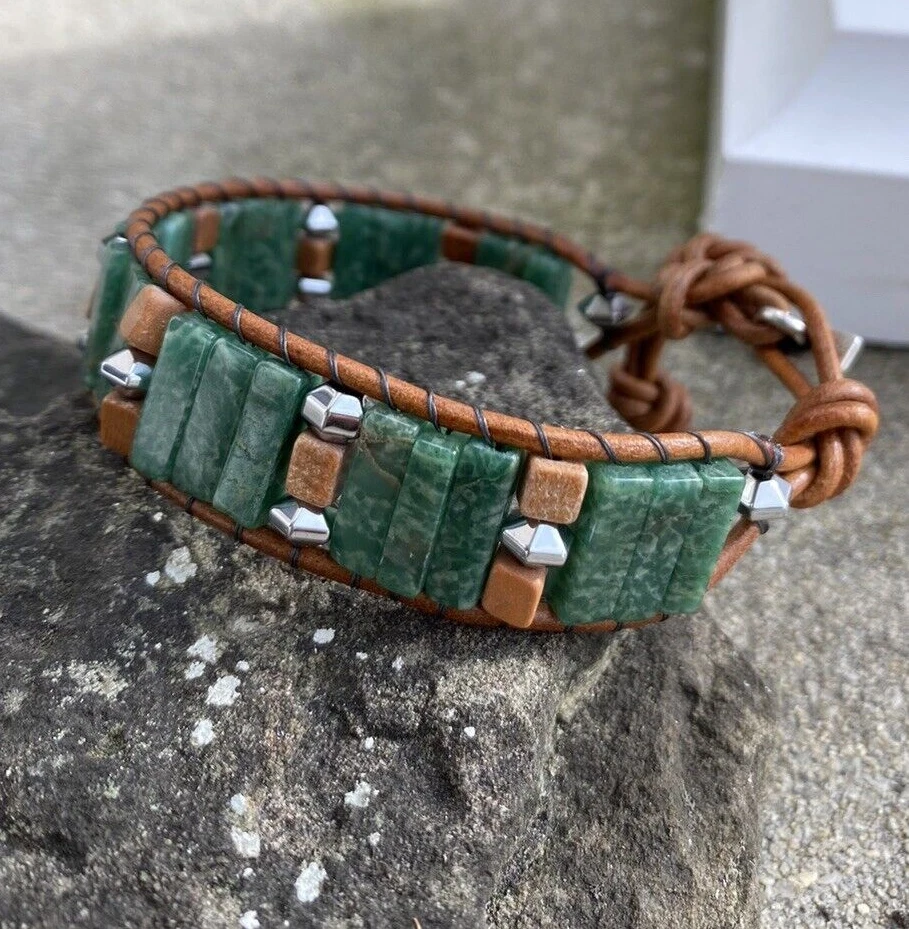 Pulsera envolvente de cuero marrón con cuentas de jade africano para hombre cuentas de madera cierre de palanca Foto 3 de 4