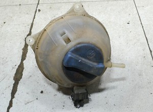 VW Golf 3 III 1H Bj 97 1,4 AEX 44KW Ausgleichsbehälter Kühlwasser #139320-C141