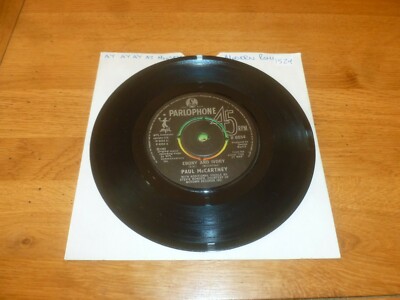 PAUL McCARTNEY & STEVIE WONDER - Ebony & Ivory - 1982 7'' Vinyl Single
